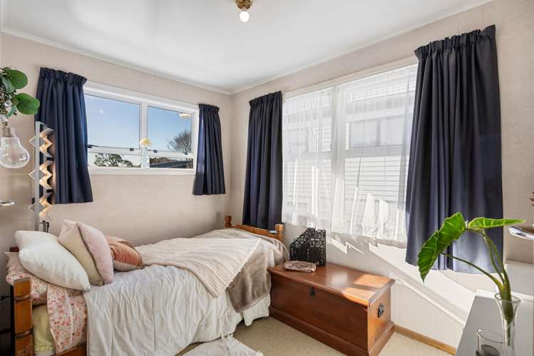 6 Madison Place Forrest Hill_9