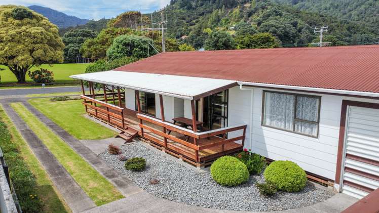 35 West Crescent Te Puru_10