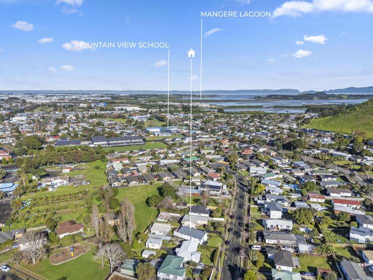 7 Koru Street Mangere Bridge_16