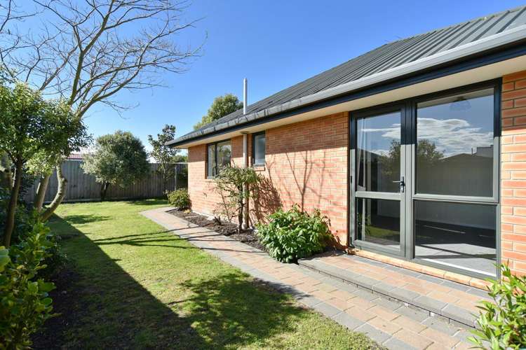 10 Mclean Place Woodend_16