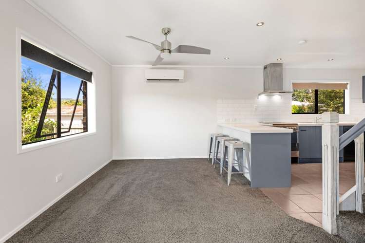 50C Robinson Avenue Holdens Bay_12