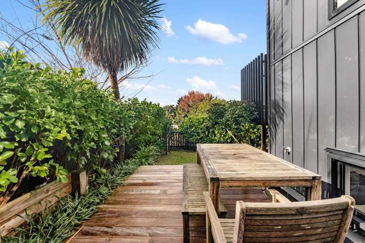 1/805 Riddell Road St Heliers_13
