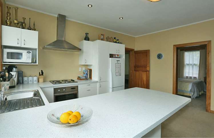 72 Russell Street Stepneyville_3