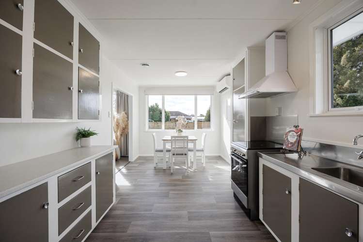 235 Warwick Road_2