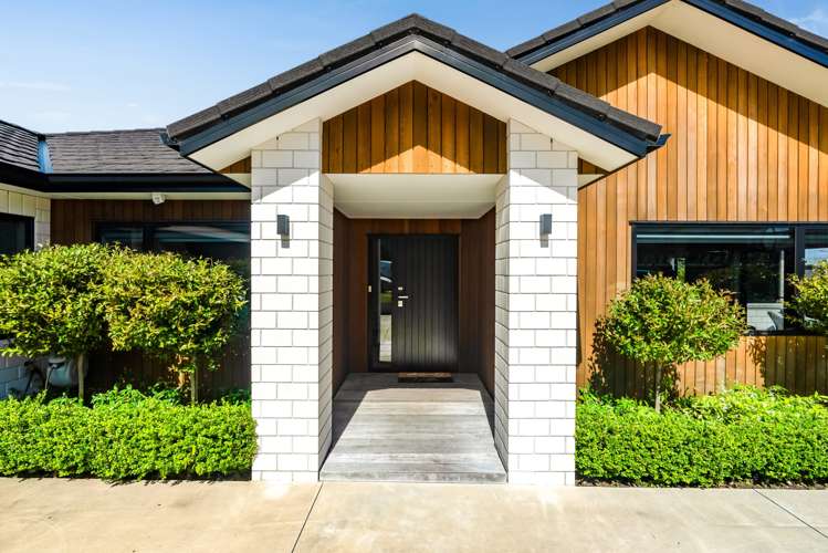 6 Francis Douglas Drive Westown_5