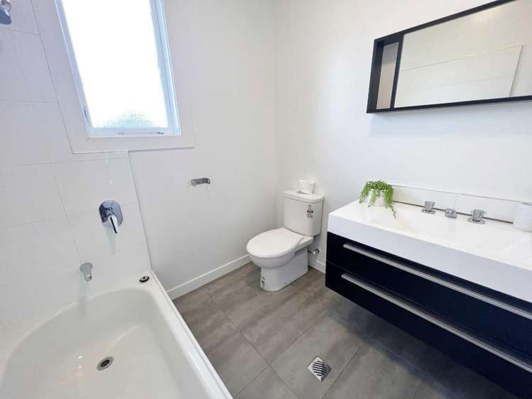 41 Mackenzie Avenue Woolston_13