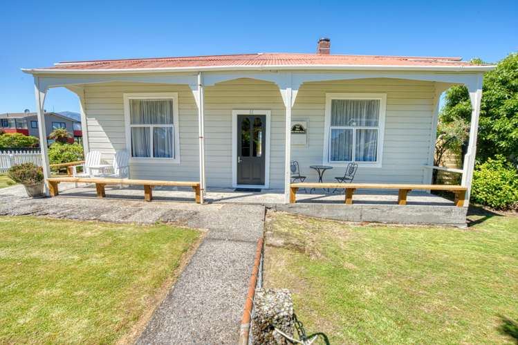 55 Ahau Street Moana / Lake Brunner_21