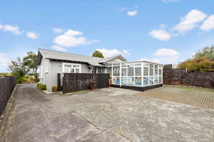 3208a Great North Road New Lynn_2