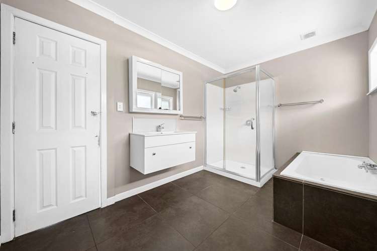 52 Carlton Street Hillsborough_28