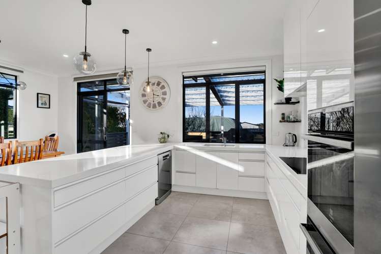 13 Biron Place Stratford_11
