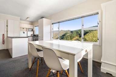 11B Clinton Way_1