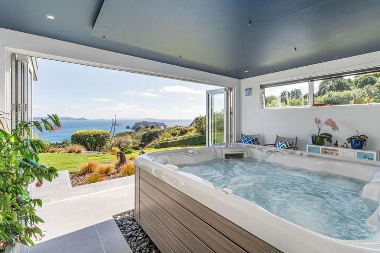 47 Sarahs Hill Hahei_14