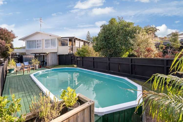 10 Advene Road Cockle Bay_11