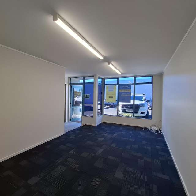4/15 Paramount Drive Henderson_4