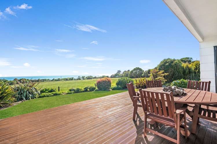 385 Cathedral Road Domett_12