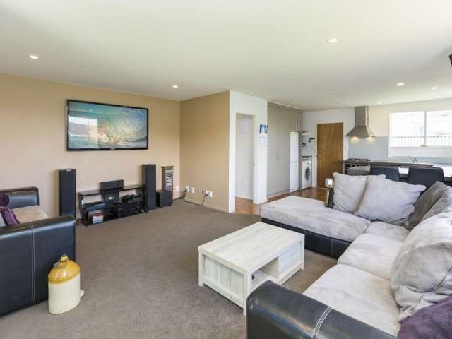 2/41 Hillside Drive Maoribank_1