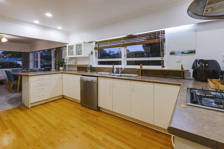 3 Snell Avenue Papakura_11