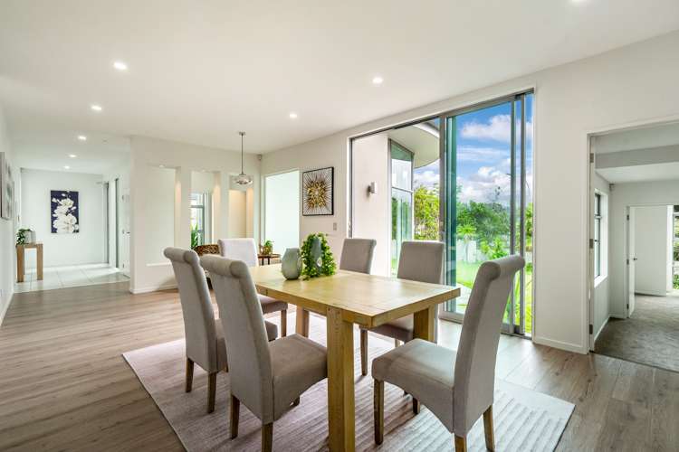 90 Medallion Drive Oteha_6