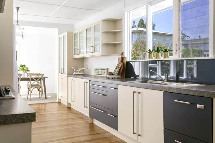 2/1 Henry Hill Road Hilltop_8