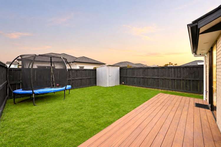 2/3 Tiro Place Rototuna North_18