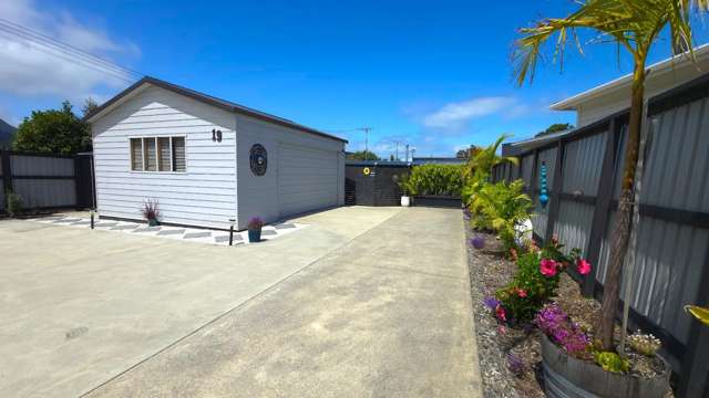 19 West Crescent Te Puru_3