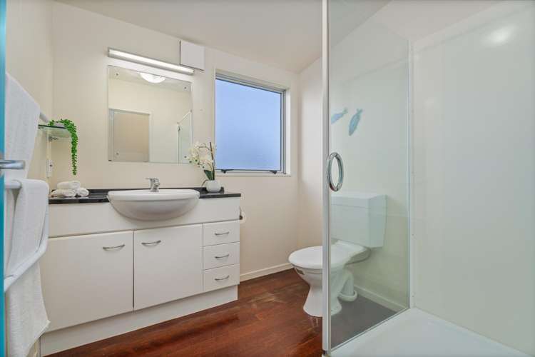 92 Ocean Beach Road Tairua_12