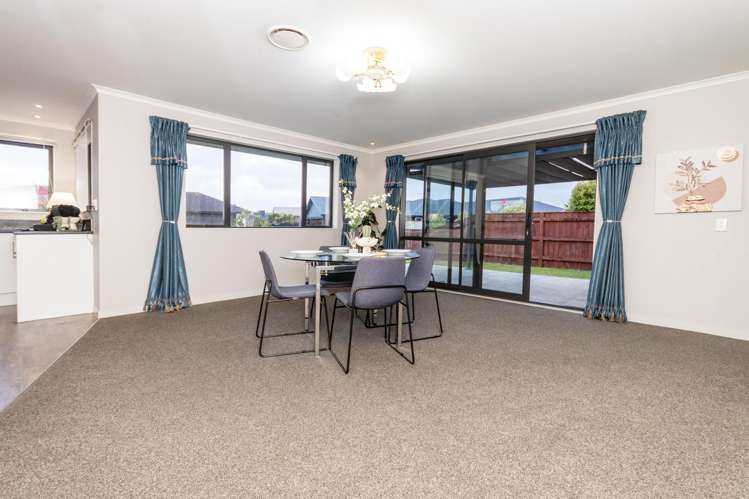 55 Liberty Grove Kelvin Grove_2