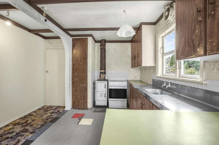 102 Hine Road_5