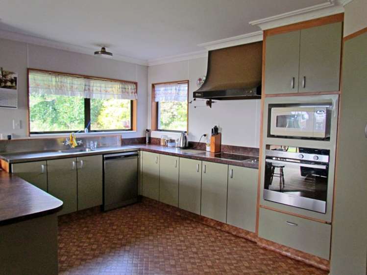 402 Youngson Road Whakamarama_15