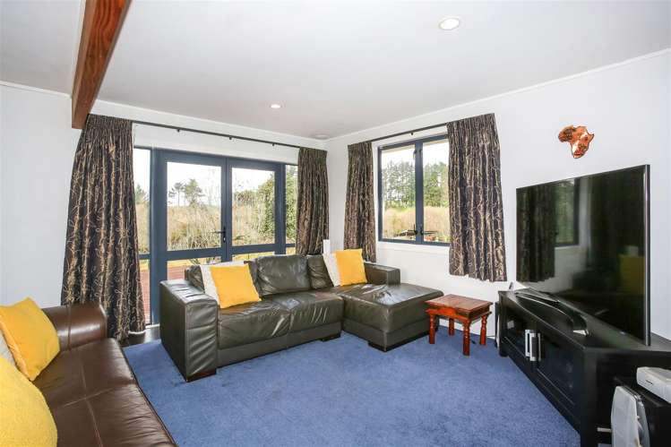 1107 Churchill Road Pukekawa_11