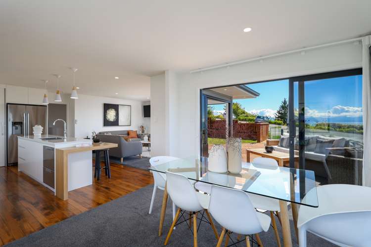 115 Princes Drive Britannia Heights_13