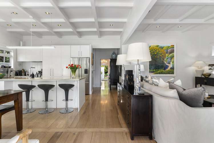 26 Sarsfield Street Herne Bay_6