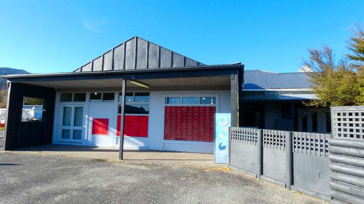 56 McGill Street Waimangaroa_16