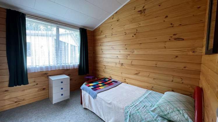 11 Pearce Drive Kamo_10