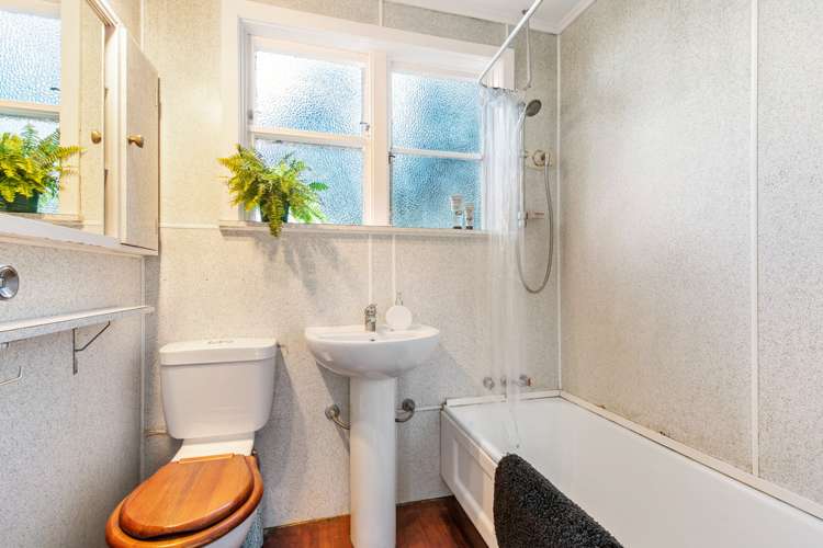 75 Sidlaw Street Strathmore Park_11