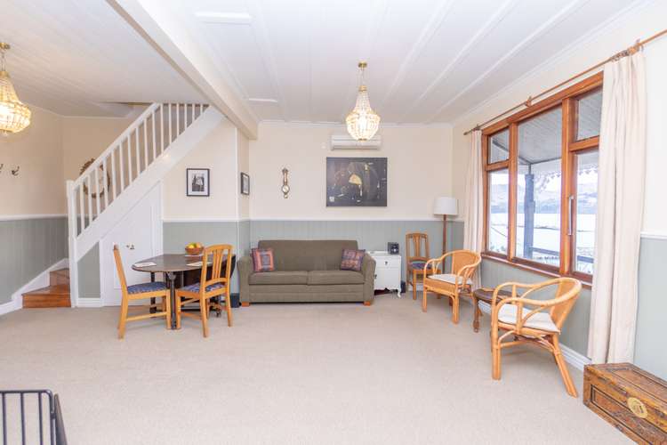 24 Cunningham Terrace Lyttelton_5