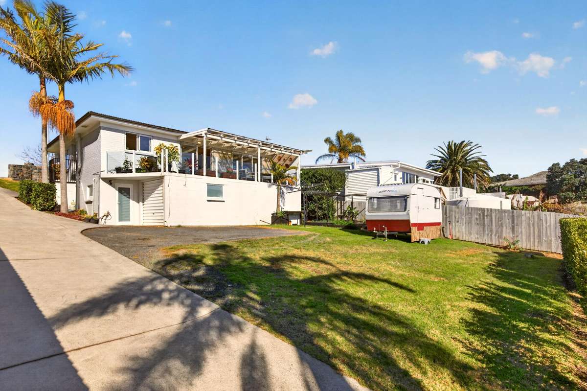 954 Whangaparaoa Road_1