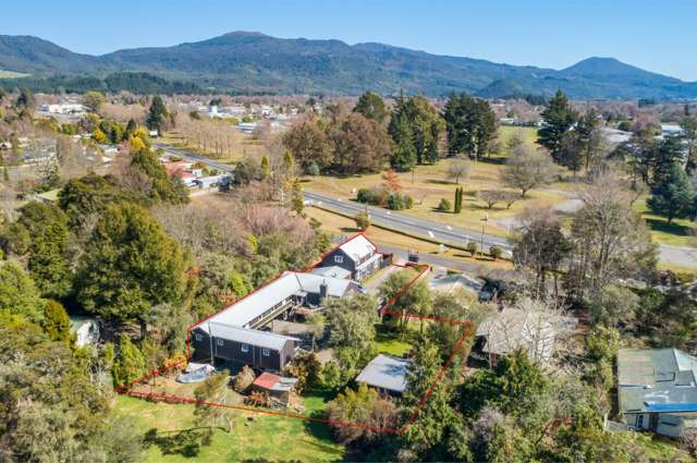 2/13 & 15 Taupahi Road Turangi_1