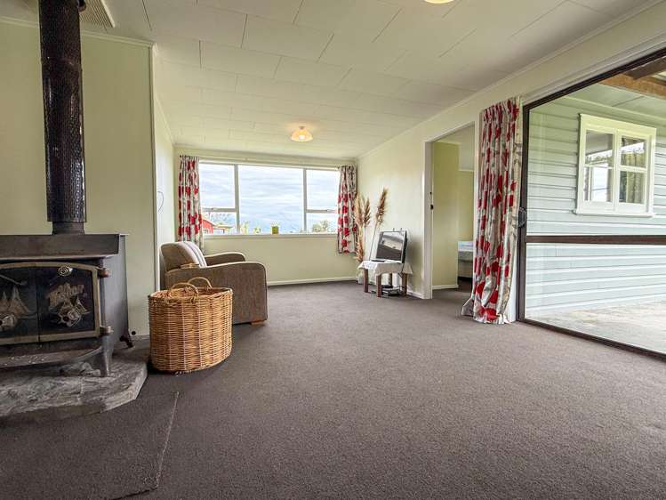 13 Main Road Fox Glacier_3