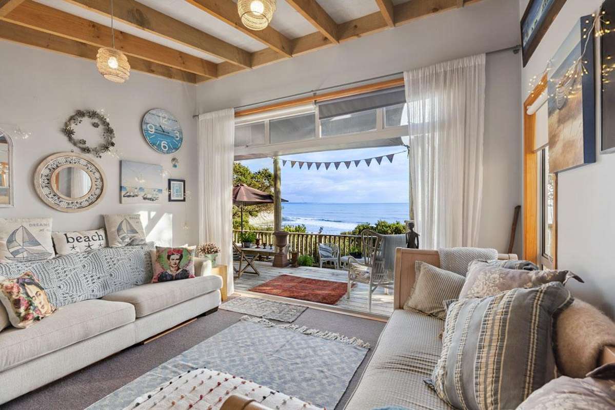 Wai-iti Beach Retreat Beach Road_5
