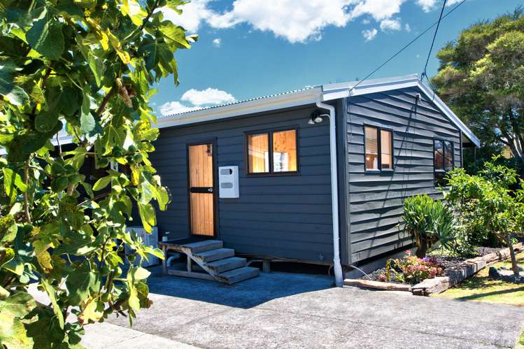 2/399 West Coast Road Glen Eden_17