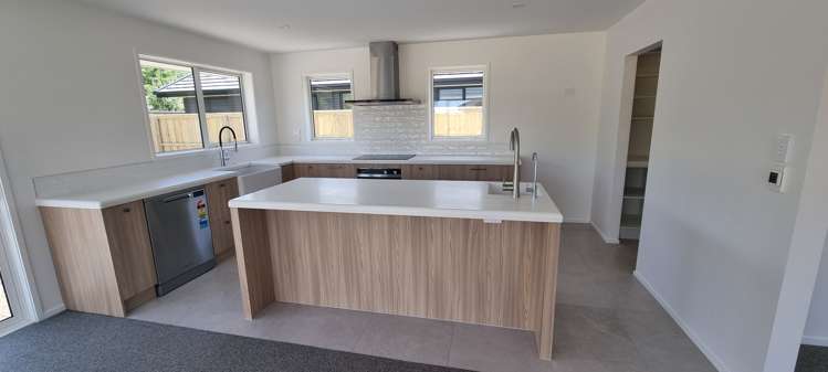 79 Northmoor Boulevard Rolleston_4