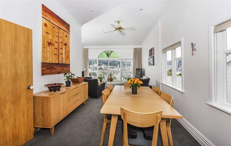 21 Scarborough Terrace Mount Victoria_22