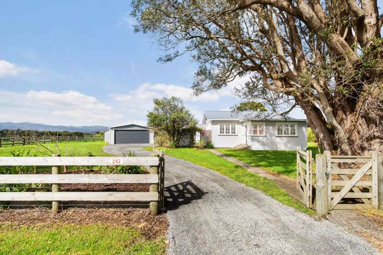 242 Hull Road Waiuku_18