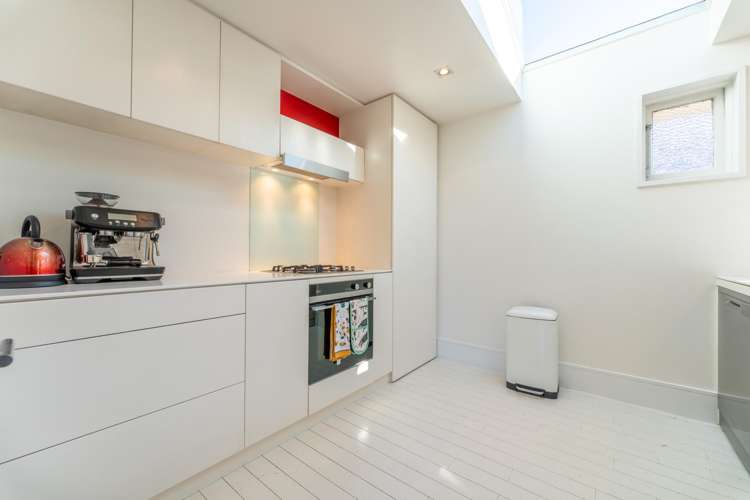 24 Hatton Street West End_6