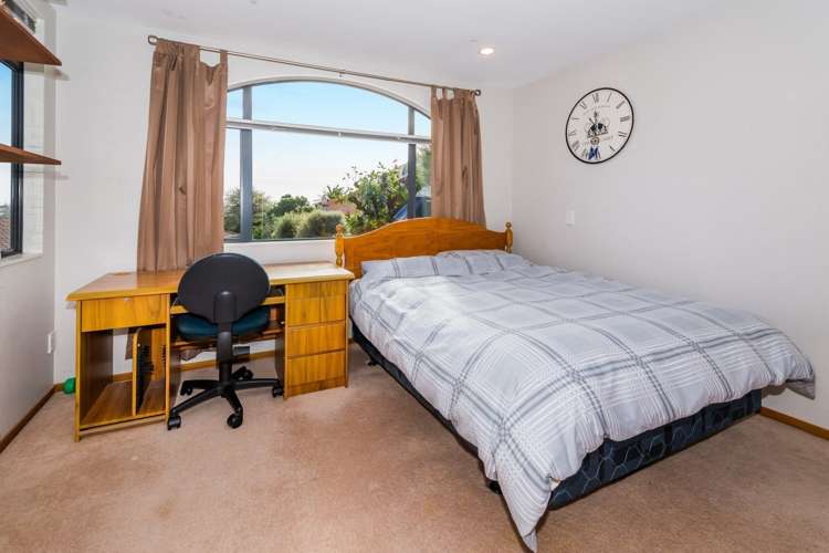 19 Ridge Valley Drive Browns Bay_12