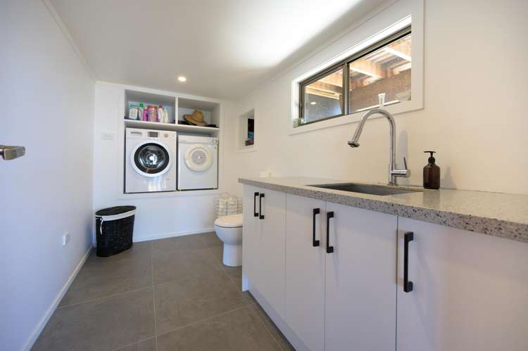 278 Princes Drive Britannia Heights_13