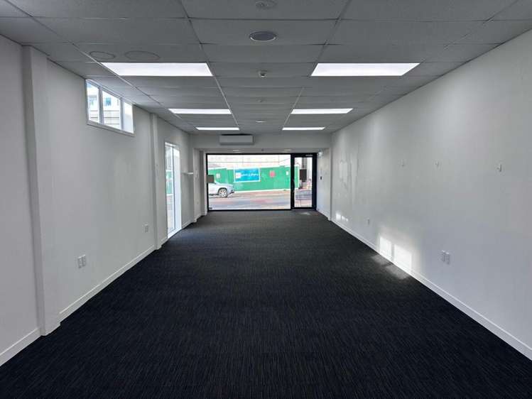 Tenancy 2/63 Devonport Road Tauranga Central_6