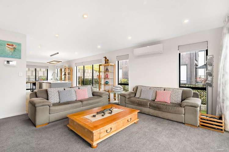 52 Arran Point Parade Orewa_6