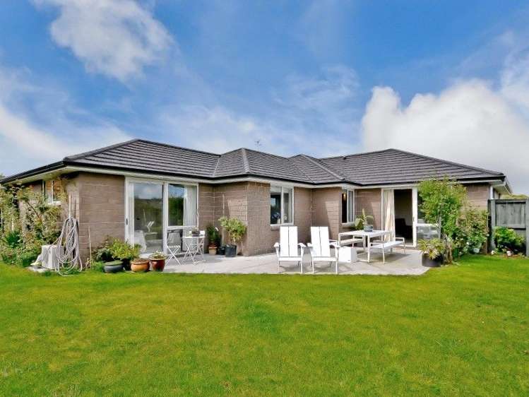 9 Cabourne Drive Glenview_1